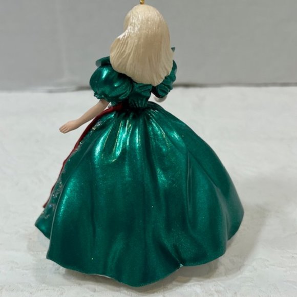 VTG 1995 Holiday Barbie Keepsake Christmas Tree Ornament Handcrafted - Picture 8 of 10